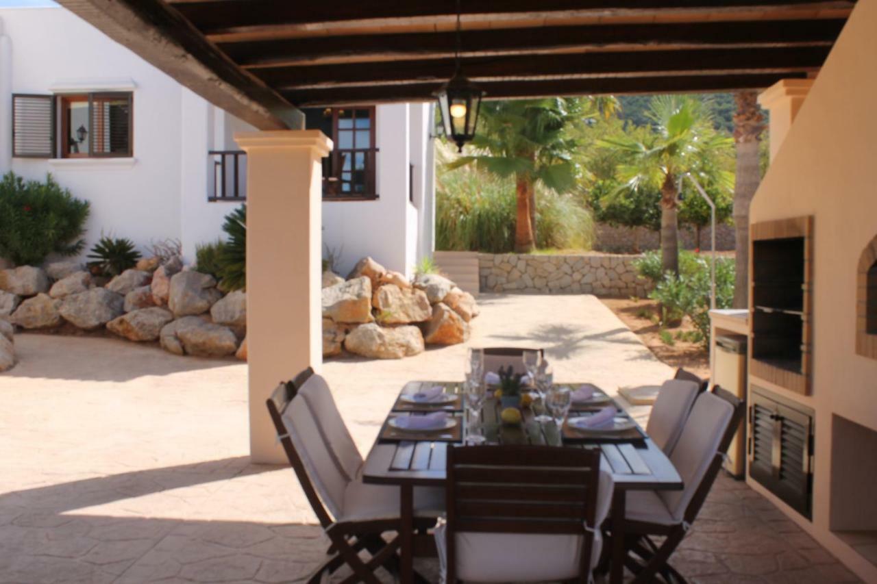 Villa Ca Na Vinya Cala Tarida  Exterior foto